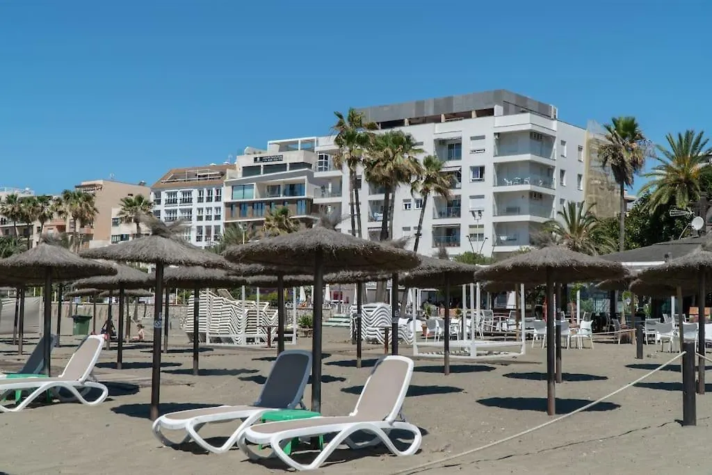 Lujoso Apartamento Primera Linea Playa Y Centrico Estepona Appartamento