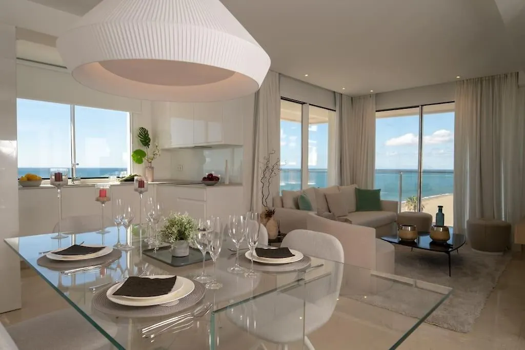 Appartamento Lujoso Apartamento Primera Linea Playa Y Centrico Estepona