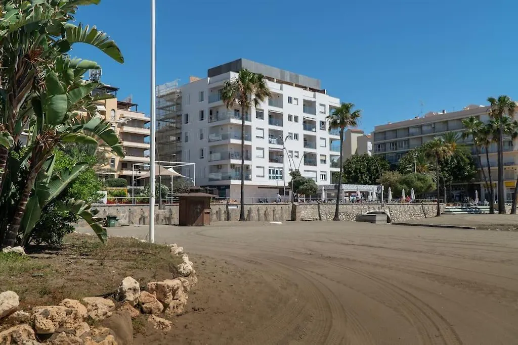 Lujoso Apartamento Primera Linea Playa Y Centrico Estepona Appartamento